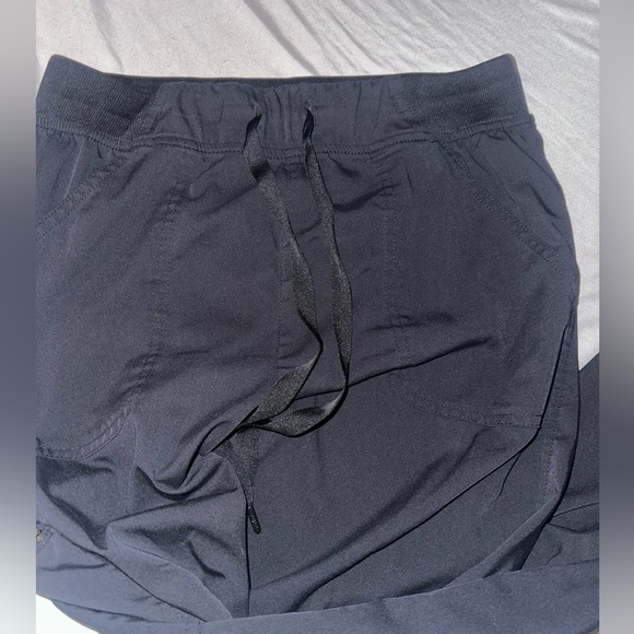 WOMENS ADAR PRO SCRUBS!!!SIZE M - Picture 4 of 4